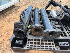 3 Towing Packages & 3 Gooseneck Hitches