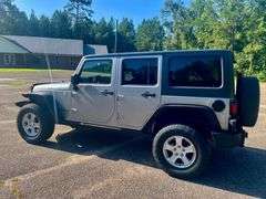 2014 Jeep Wrangler Rubicon 4 Door 4x4 Jeep (168,322 Miles)