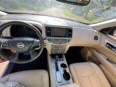 2017 Nissan Pathfinder 4 Door SUV (176,460 Miles)