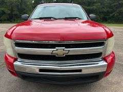 2011 Chevrolet Silverado 1500 Crew Cab Pickup Truck (229,051 Miles)