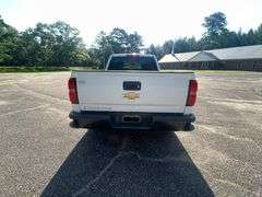 2015 Chevrolet Silverado 1500 4 Door Crew Cab Pickup Truck (302,249 Miles)