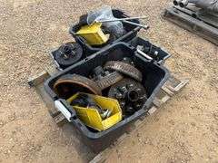 Pallet of Various Trailer Parts