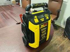 Everstart Maxx Portable Power Station/Jump Starter