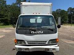 2005 Isuzu NPR Tilt Cab 2D Box Truck (274,825 Miles)
