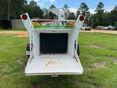 Altec DC1317 13" Towable Wood Chipper (Showing 273 Hours)