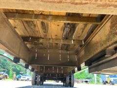 2006 Hefty 24' Gooseneck Tandem Axle Dovetail Trailer