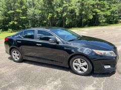 2015 Kia Optima LX 4 Door Sedan (144,949 Miles)