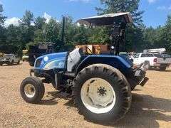 2011 New Holland T5 040 Open Cab 2wd Tractor with Side Cutter