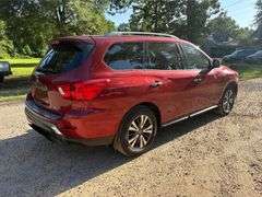 2017 Nissan Pathfinder 4 Door SUV (176,460 Miles)