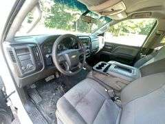 2015 Chevrolet Silverado 1500 4 Door Crew Cab Pickup Truck (302,249 Miles)