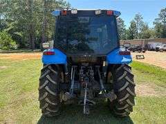 2001 New Holland TS110 4WD Enclosed Cab Tractor (3,612 Hours)
