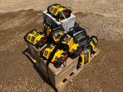 Pallet of Tools/Home Items