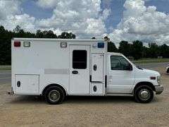 2010 Ford E-350 Ambulance RWD Truck 6.0 8cyl. Diesel (133,572 Miles)