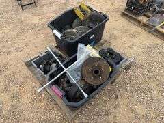 Pallet of Various Trailer Parts
