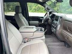 2021 Chevrolet Silverado 1500 Z71 4 Door Crew Cab 4x4 Pickup Truck (153,845 Miles)