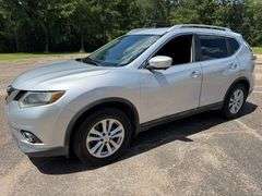 2015 Nissan Rogue SV SUV (239,623 Miles)
