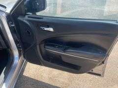 2014 Dodge Charger SE 4 Door Sedan (187,345 Miles)