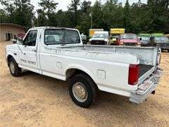 1993 Ford F250 2 Door Single Cab Pickup Truck (107,394 Miles)