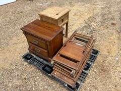Pallet of Antique Home Decor