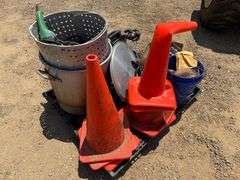 Pallet of Miscellaneous Items