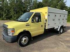2018 Ford E-450 SD Refrigerated Utility Body Truck (163,523 Miles)