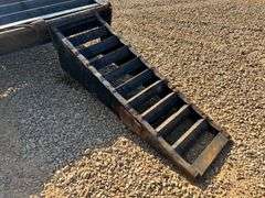 2006 Hefty 24' Gooseneck Tandem Axle Dovetail Trailer