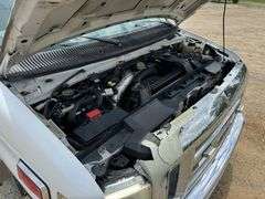 2010 Ford E-350 Ambulance RWD Truck 6.0 8cyl. Diesel (133,572 Miles)