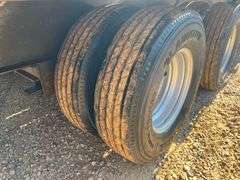 2006 Hefty 24' Gooseneck Tandem Axle Dovetail Trailer