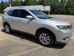 2015 Nissan Rogue SV SUV (239,623 Miles)