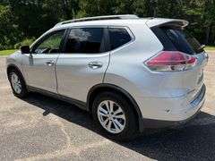 2015 Nissan Rogue SV SUV (239,623 Miles)