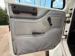 1996 International 8200 Sleeper Cab Single-Axle Dump Truck (174,038 Miles)