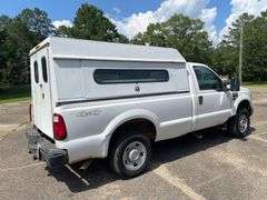 2008 Ford F250 2 Door Regular Cab 4x4 Truck (197,588 Miles)