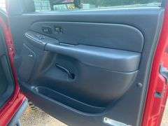 2007 Chevrolet Silverado 1500 4 Door Extended Cab 4x4 Truck (211,128 Miles)