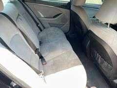 2015 Kia Optima LX 4 Door Sedan (144,949 Miles)