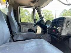 2005 International 7300 4x4 Altec Utility Body Digger Derrick Truck (57,507 Miles)