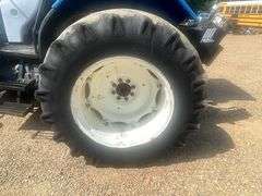 2011 New Holland T5 040 Open Cab 2wd Tractor with Side Cutter