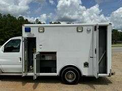 2010 Ford E-350 Ambulance RWD Truck 6.0 8cyl. Diesel (133,572 Miles)