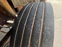 2000 Ford F550 Super Duty Single Cab Service Body Truck w/Crane (456,571 Miles)