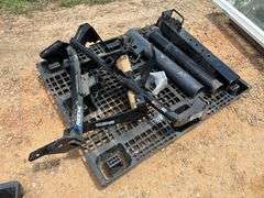 3 Towing Packages & 3 Gooseneck Hitches