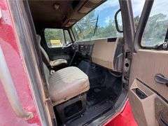 1995 International 8100 Truck Tractor (144,035 Miles)