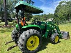 2005 JD 4520 4x4 Tractor w/ Loader (1798 Hours)