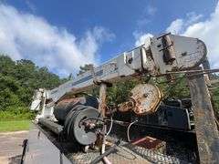 2000 Ford F550 Super Duty Single Cab Service Body Truck w/Crane (456,571 Miles)