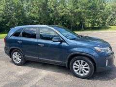 2014 Kia Sorento 4 Door MPV (233,169 Miles)