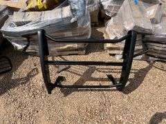 NEW/UNUSED 2007-2013 Toyota Tundra Brush Guard