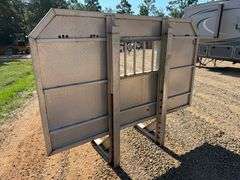 Diamond-Plate Aluminum Headache Rack