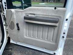 2008 Ford F250 2 Door Regular Cab 4x4 Truck (197,588 Miles)