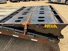 2019 Big Tex 25GN 35+5 T/A D/W Gooseneck Trailer