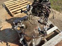 (2) Binks 5 Gallon Pressure Tanks