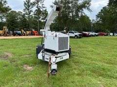 Altec DC1317 13" Towable Wood Chipper (Showing 273 Hours)