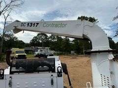 Altec DC1317 13" Towable Wood Chipper (Showing 273 Hours)
